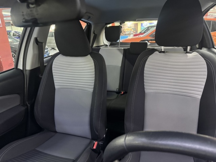 ToyotaYaris 1.5 100H Active 74 kW (100 CV) Vehículo usado en Barcelona - 22 ToyotaYaris 1.5 100H Active 74 kW (100 CV) Vehículo usado en Barcelona - 22