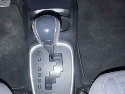 Toyota Yaris 1.5 100H Active 74 kW (100 CV) Toyota Yaris 1.5 100H Active 74 kW (100 CV)