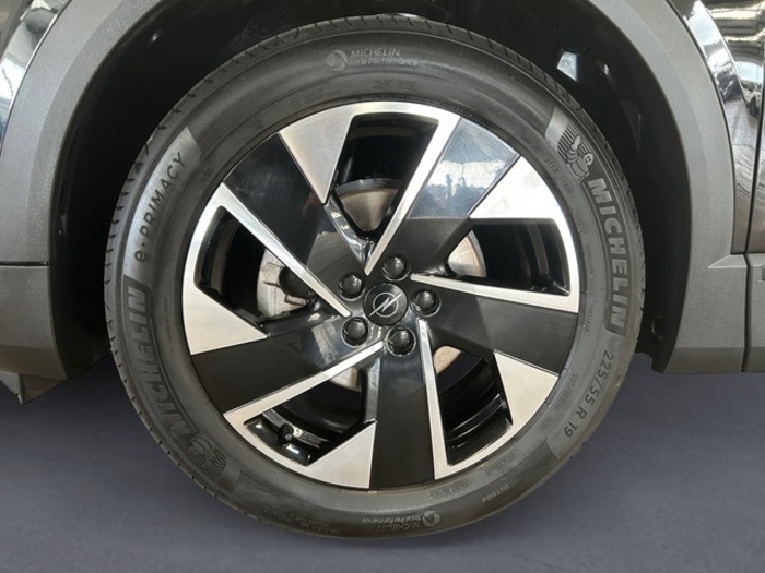 Opel Grandland 1.2T XHT Hybrid S&S GS eDCT6 100 kW (136 CV) Vehículo usado en Las Palmas - 8 Opel Grandland 1.2T XHT Hybrid S&S GS eDCT6 100 kW (136 CV) Vehículo usado en Las Palmas - 8