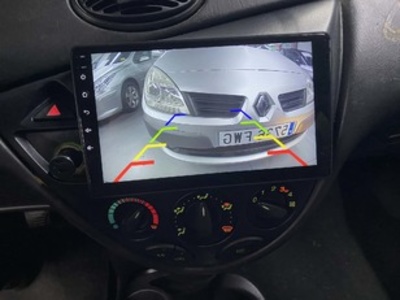 Ford Focus 1.6 Trend 74 kW (100 CV) Ford Focus 1.6 Trend 74 kW (100 CV)