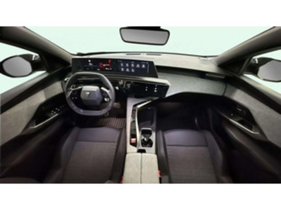 Peugeot 3008 Allure Hybrid eDCS6 100 kW (136 CV) Peugeot 3008 Allure Hybrid eDCS6 100 kW (136 CV)