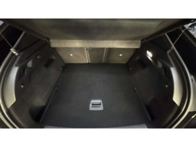 Peugeot 3008 Hybrid 145 Allure eDCS6 107 kW (145 CV) Peugeot 3008 Hybrid 145 Allure eDCS6 107 kW (145 CV)