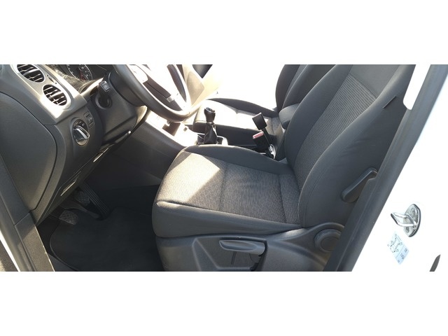 VolkswagenTiguan T1 2.0 TDI BMT 4x2 81 kW (110 CV) Vehículo usado en Barcelona - 30