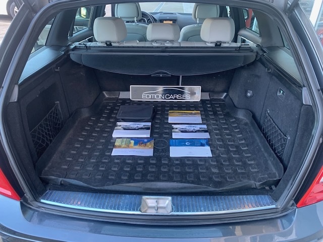 Mercedes-BenzClase C 280 Estate Avantgarde 170 kW (231 CV) Vehículo usado en Barcelona - 17