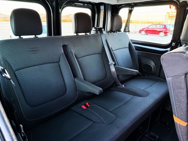 OpelVivaro Combi 1.6 CDTI S&S L1 2.7t Plus-9 107 kW (145 CV) Vehículo usado en Barcelona - 10