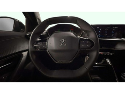 Peugeot 2008 PureTech 100 S&S Allure 75 kW (100 CV) Peugeot 2008 PureTech 100 S&S Allure 75 kW (100 CV)