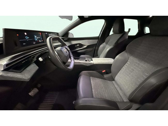 Peugeot3008 Allure Hybrid eDCS6 100 kW (136 CV) Vehículo usado en Barcelona - 9