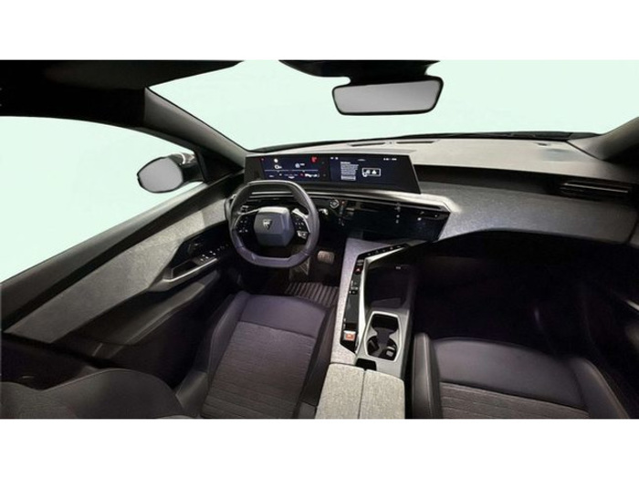 Peugeot3008 Allure Hybrid eDCS6 100 kW (136 CV) Vehículo usado en Barcelona - 12 Peugeot3008 Allure Hybrid eDCS6 100 kW (136 CV) Vehículo usado en Barcelona - 12