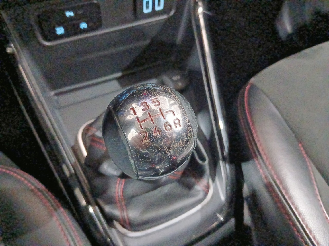 Ford EcoSport 1.0T EcoBoost S&S ST Line 92 kW (125 CV) - 7