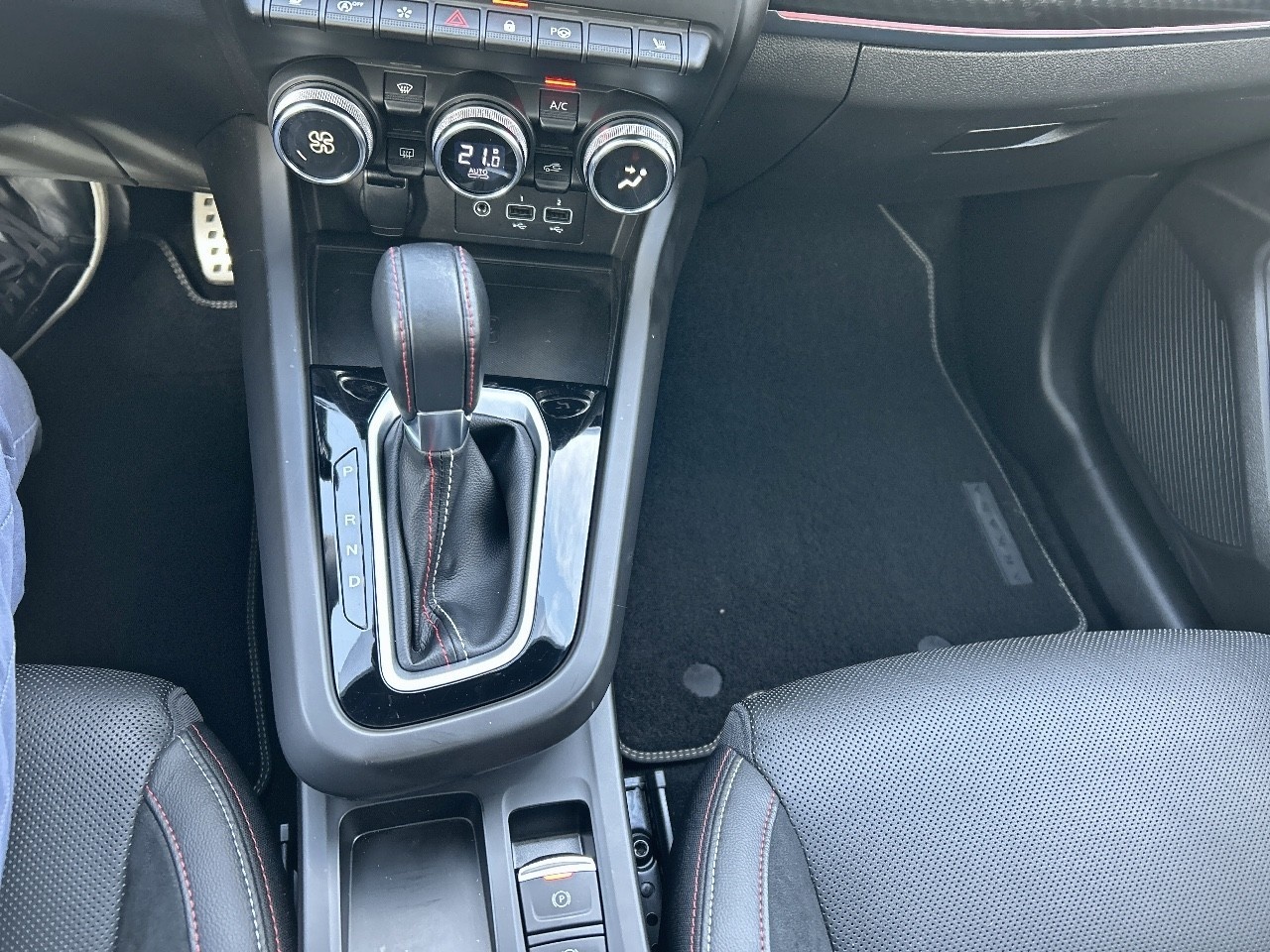 Renault Arkana RS Line TCe 118 kW (160 CV) EDC Microhíbrido - 7