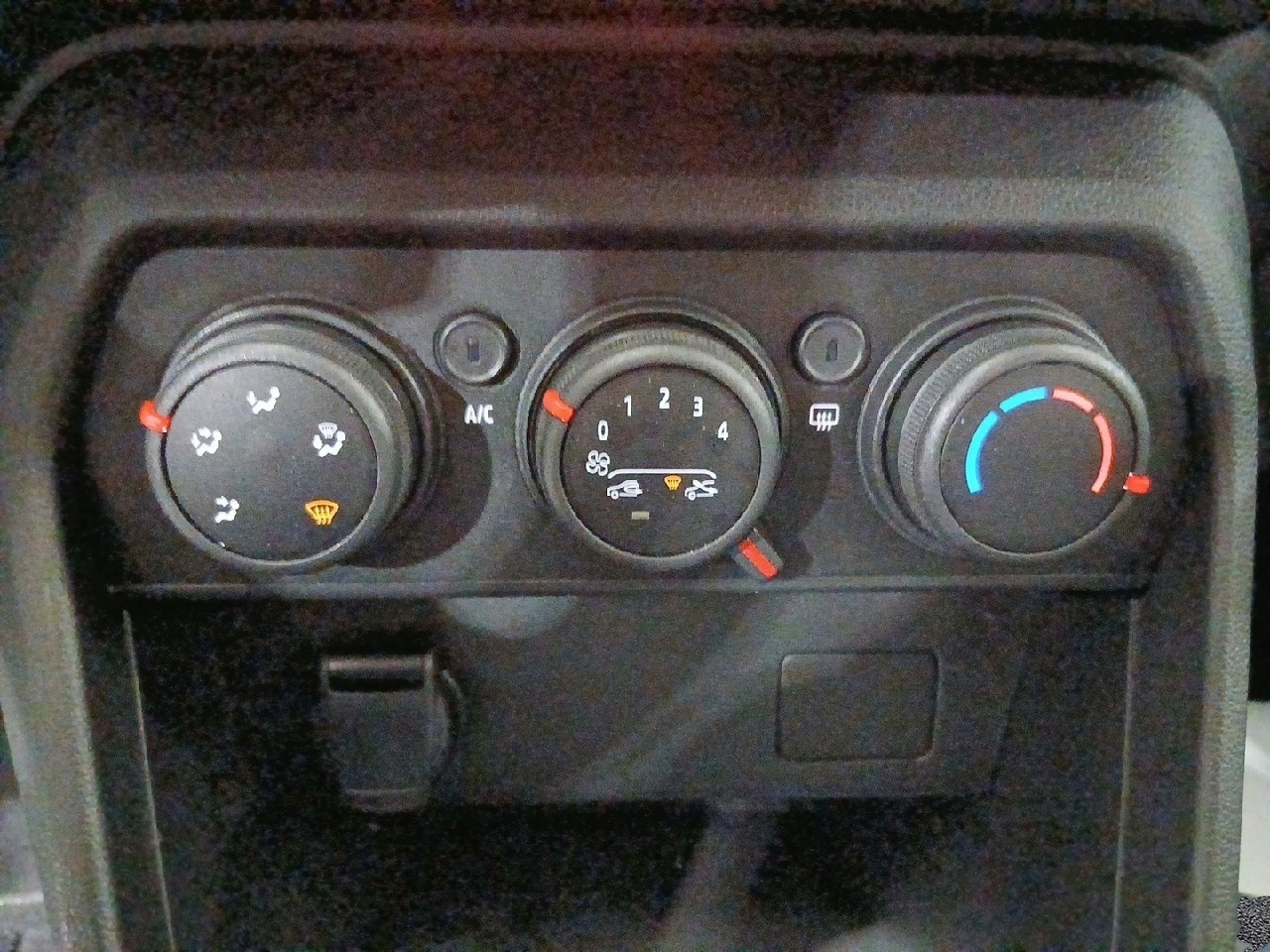 Dacia Sandero Stepway Comfort ECO-G 74 kW (100 CV) - 14