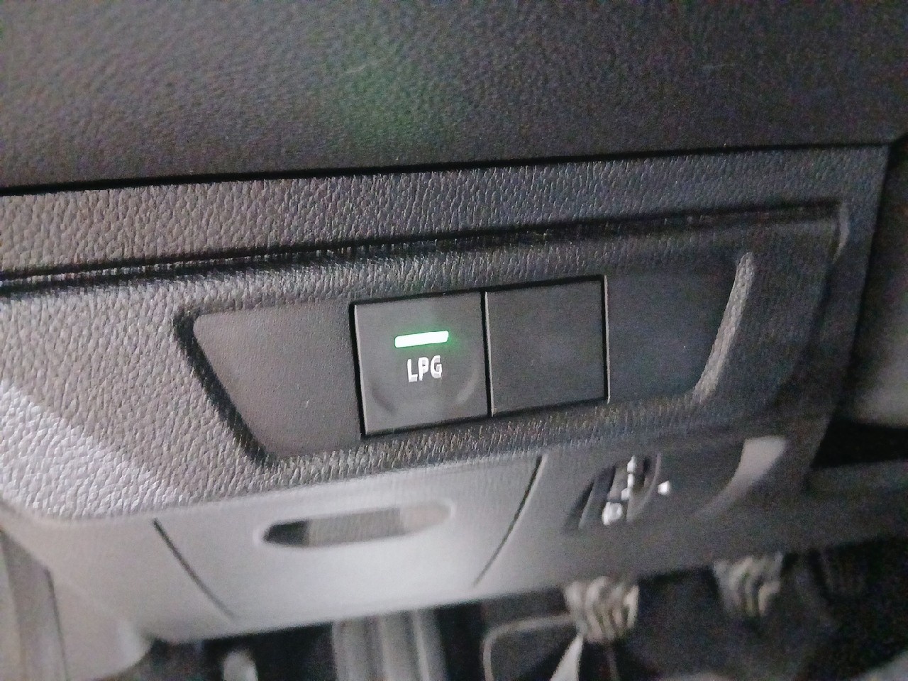 Dacia Sandero Stepway Comfort ECO-G 74 kW (100 CV) - 15