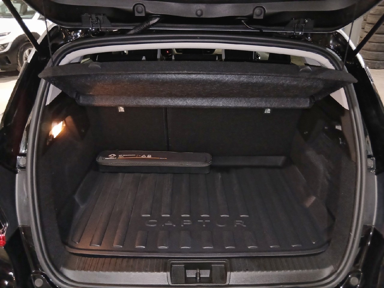 Renault Captur Zen E-TECH Híbrido 107 kW (145 CV) - 12