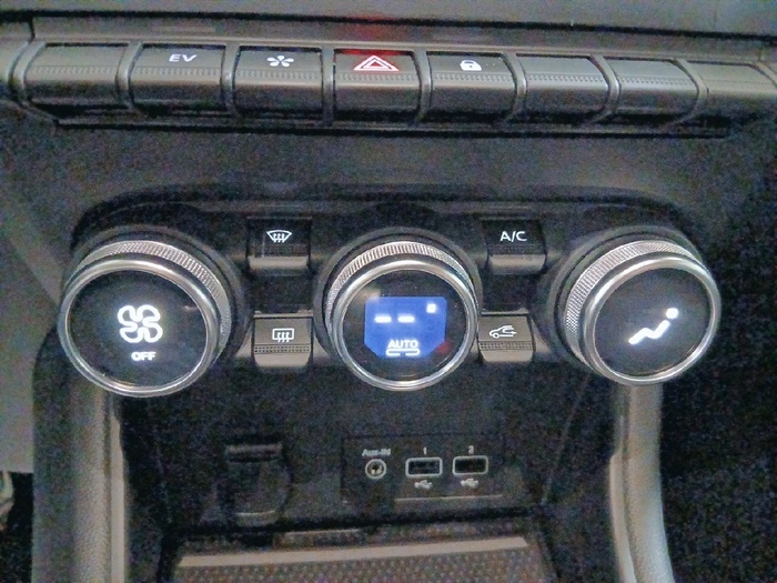 Renault Captur Zen E-TECH Híbrido 107 kW (145 CV) - 15 Renault Captur Zen E-TECH Híbrido 107 kW (145 CV) - 15