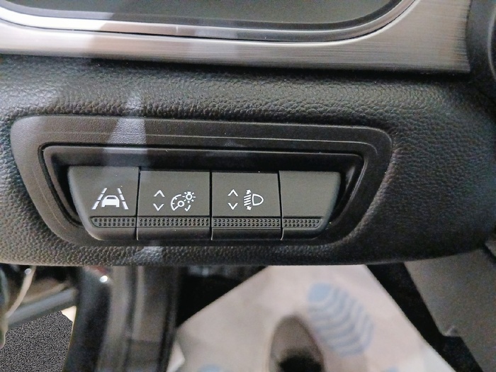 Renault Captur Zen E-TECH Híbrido 107 kW (145 CV) - 18 Renault Captur Zen E-TECH Híbrido 107 kW (145 CV) - 18