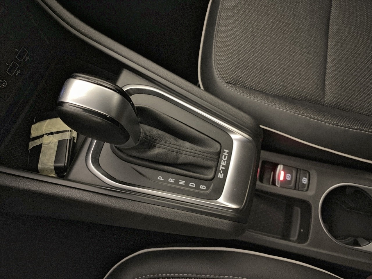 Renault Captur Zen E-TECH Híbrido 107 kW (145 CV) - 7