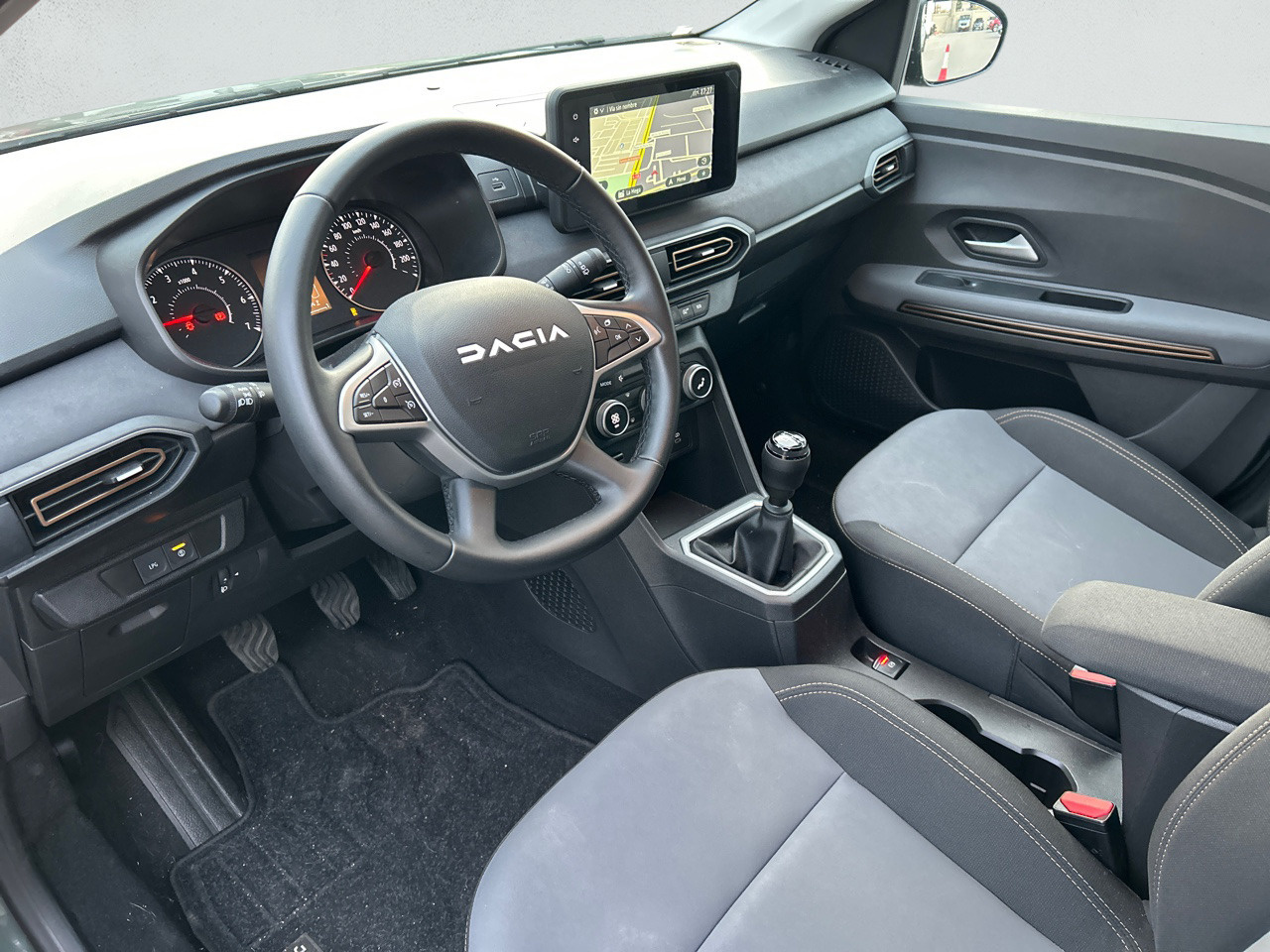 Dacia Jogger Serie Limitada Extreme ECO-G 74 kW (100 CV) - 4