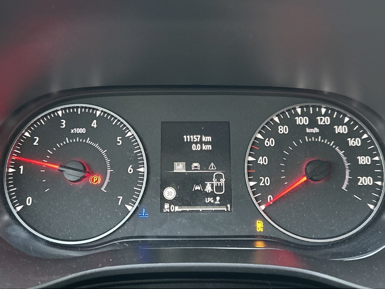 Dacia Jogger Serie Limitada Extreme ECO-G 74 kW (100 CV) - 8