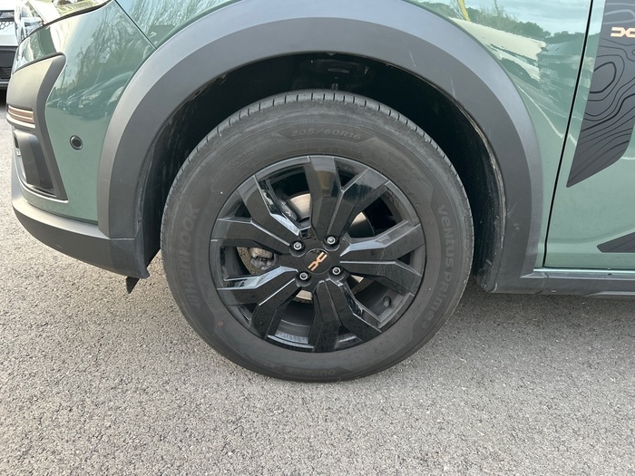 Dacia Jogger Serie Limitada Extreme ECO-G 74 kW (100 CV) - 10 Dacia Jogger Serie Limitada Extreme ECO-G 74 kW (100 CV) - 10