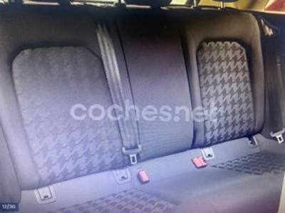 Audi A3 Attraction 1.6 TDI clean diesel 81 kW (110 CV) Audi A3 Attraction 1.6 TDI clean diesel 81 kW (110 CV)