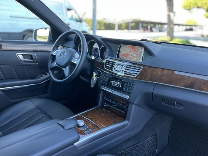 Mercedes-BenzClase E 350 Elegance 225 kW (306 CV) Vehículo usado en Barcelona - 19 Mercedes-BenzClase E 350 Elegance 225 kW (306 CV) Vehículo usado en Barcelona - 19