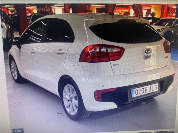 KiaRio 1.2 CVVT Emotion 62 kW (84 CV) Vehículo usado en Barcelona - 2 KiaRio 1.2 CVVT Emotion 62 kW (84 CV) Vehículo usado en Barcelona - 2