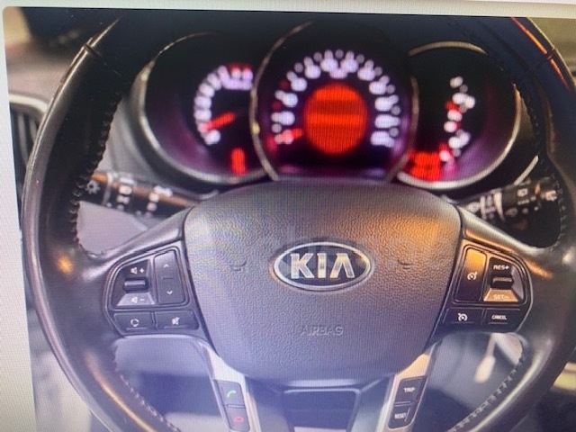 KiaRio 1.2 CVVT Emotion 62 kW (84 CV) Vehículo usado en Barcelona - 5