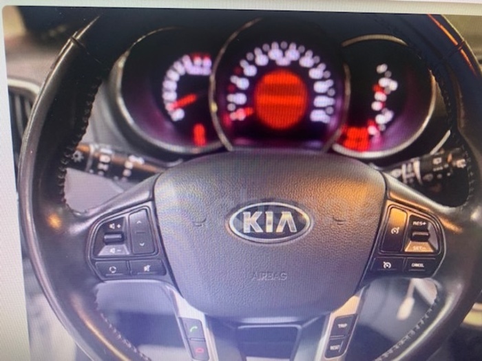 KiaRio 1.2 CVVT Emotion 62 kW (84 CV) Vehículo usado en Barcelona - 5 KiaRio 1.2 CVVT Emotion 62 kW (84 CV) Vehículo usado en Barcelona - 5