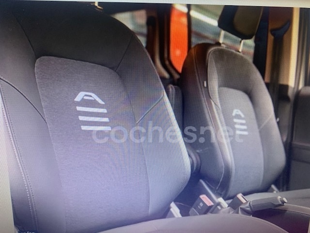 FordTourneo Courier 1.0 Ecoboost Active 92 kW (125 CV) Vehículo usado en Barcelona - 6