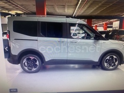 Ford Tourneo Courier 1.0 Ecoboost Active 92 kW (125 CV) Ford Tourneo Courier 1.0 Ecoboost Active 92 kW (125 CV)