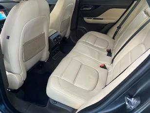 Jaguar F-PACE 2.0L i4D Prestige Auto 132 kW (180 CV)