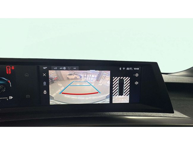 Peugeot5008 Hybrid 1.2 Allure eDCS6 107 kW (145 CV) Vehículo usado en Barcelona - 15