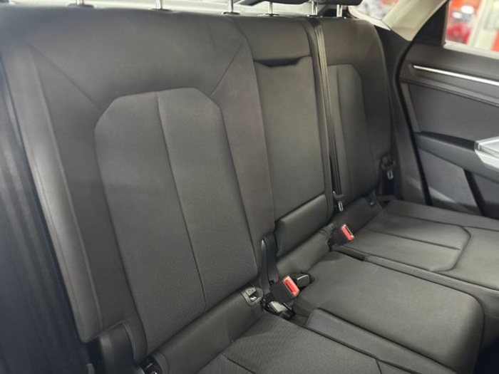 AudiQ3 Sportback 35 TDI 110 kW (150 CV) S tronic Vehículo usado en Barcelona - 7 AudiQ3 Sportback 35 TDI 110 kW (150 CV) S tronic Vehículo usado en Barcelona - 7