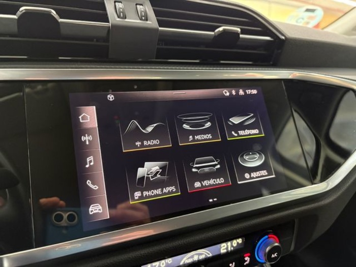 AudiQ3 Sportback 35 TDI 110 kW (150 CV) S tronic Vehículo usado en Barcelona - 25 AudiQ3 Sportback 35 TDI 110 kW (150 CV) S tronic Vehículo usado en Barcelona - 25