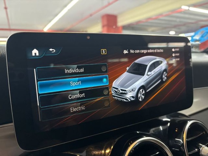 Mercedes-BenzGLC Coupé 300 de 4Matic 225 kW (306 CV) Vehículo usado en Barcelona - 35 Mercedes-BenzGLC Coupé 300 de 4Matic 225 kW (306 CV) Vehículo usado en Barcelona - 35