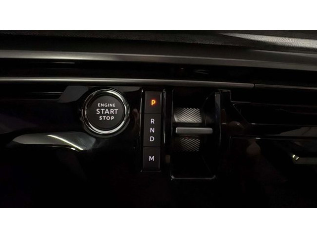 Peugeot5008 Hybrid 1.2 Allure eDCS6 107 kW (145 CV) Vehículo usado en Barcelona - 17