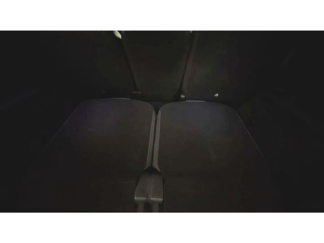 Peugeot5008 Hybrid 1.2 Allure eDCS6 107 kW (145 CV) Vehículo usado en Barcelona - 18