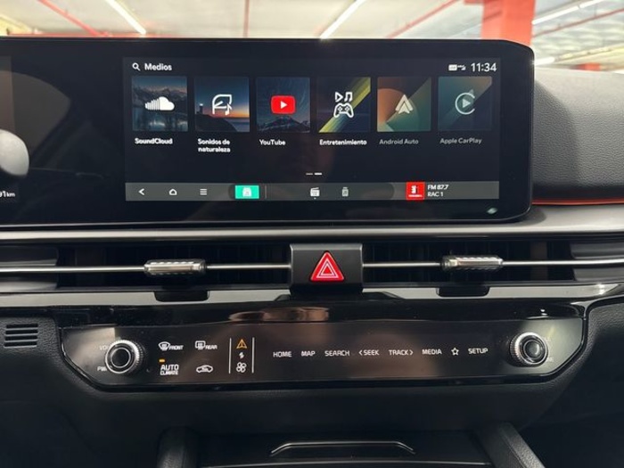 KiaSportage 1.6 T-GDi HEV Tech 4x2 176 kW (239 CV) Vehículo usado en Barcelona - 20 KiaSportage 1.6 T-GDi HEV Tech 4x2 176 kW (239 CV) Vehículo usado en Barcelona - 20