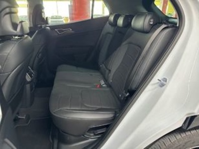 Kia Sportage 1.6 T-GDi HEV Tech 4x2 176 kW (239 CV) Kia Sportage 1.6 T-GDi HEV Tech 4x2 176 kW (239 CV)