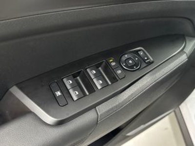 Kia Sportage 1.6 T-GDi HEV Tech 4x2 176 kW (239 CV) Kia Sportage 1.6 T-GDi HEV Tech 4x2 176 kW (239 CV)