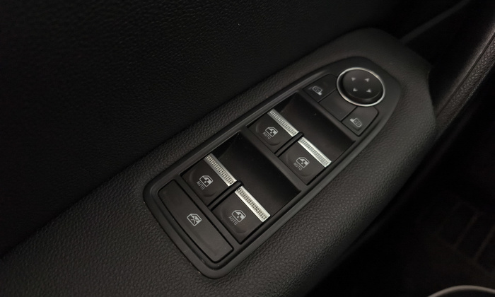 Renault Captur Techno TCe 66 kW (90 CV) - 25 Renault Captur Techno TCe 66 kW (90 CV) - 25