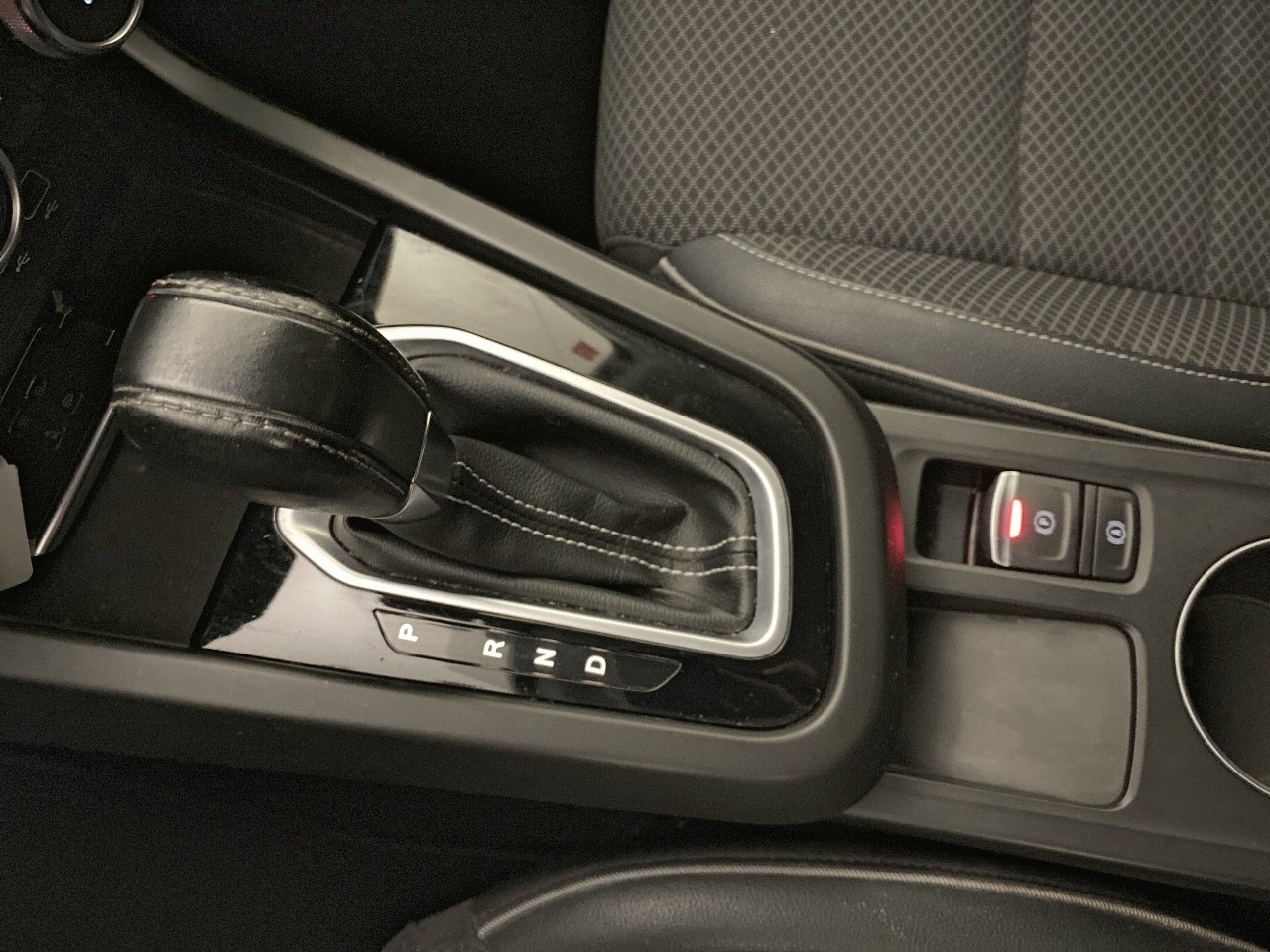 Renault Arkana Zen TCe 103 kW (140 CV) EDC Microhíbrido - 7