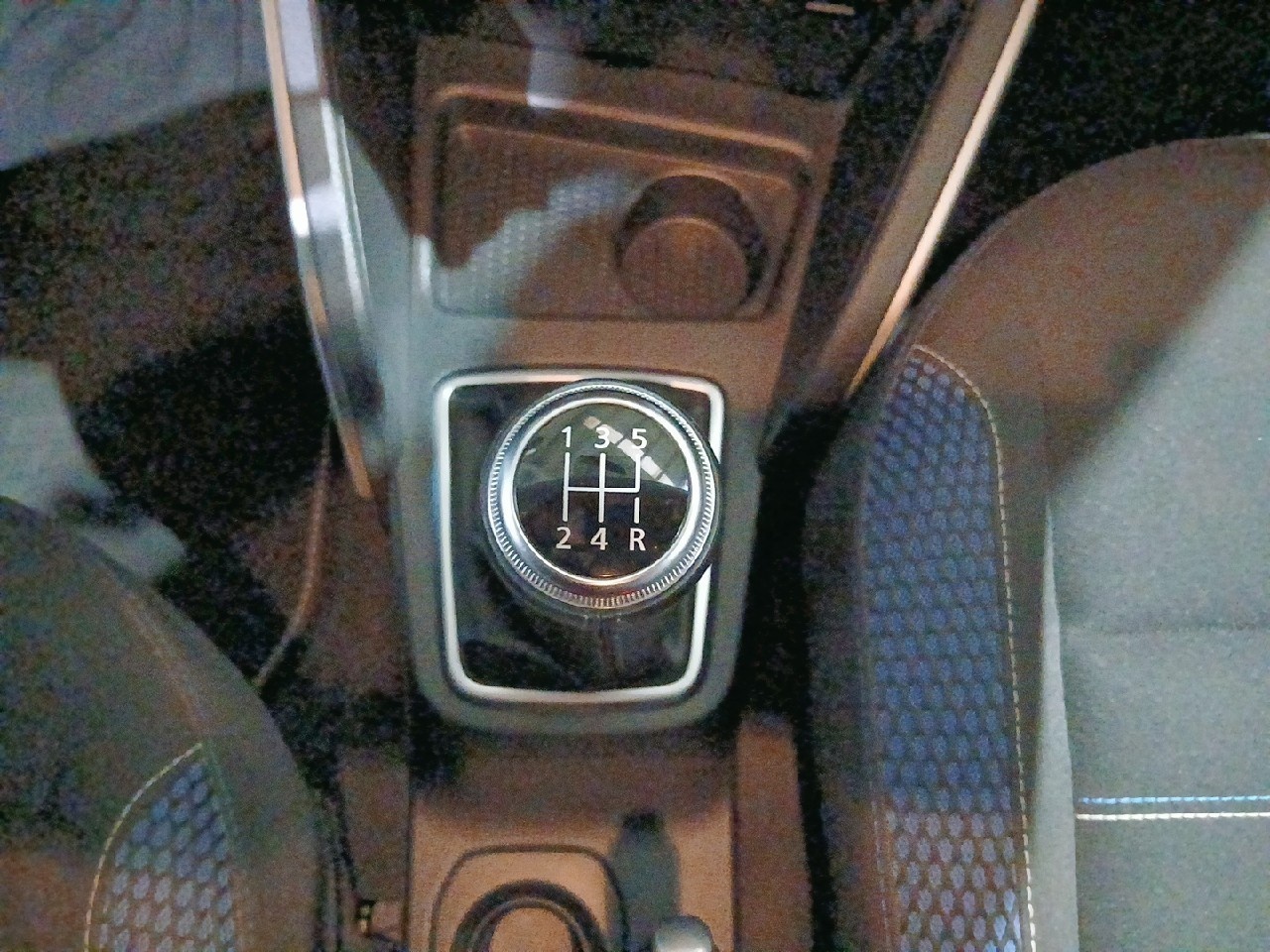 Dacia Duster Serie Limitada Aniversario TCE 74 kW (100 CV) GLP 4X2 - 8