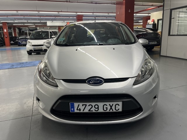 FordFiesta 1.25 Trend 60 kW (82 CV) Vehículo usado en Barcelona - 3