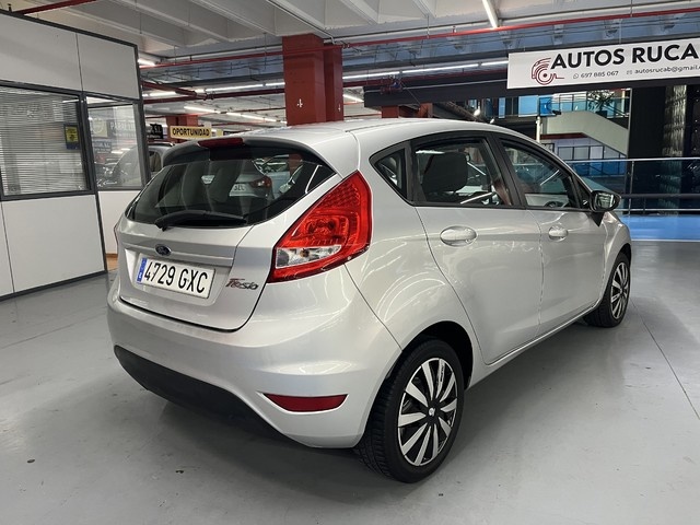 FordFiesta 1.25 Trend 60 kW (82 CV) Vehículo usado en Barcelona - 5