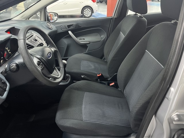 FordFiesta 1.25 Trend 60 kW (82 CV) Vehículo usado en Barcelona - 9