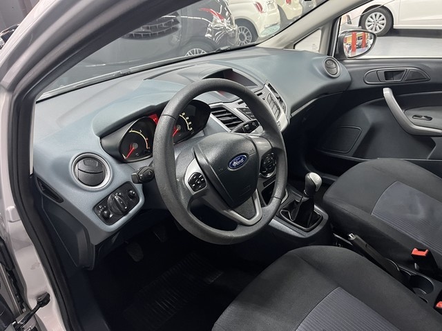 FordFiesta 1.25 Trend 60 kW (82 CV) Vehículo usado en Barcelona - 10