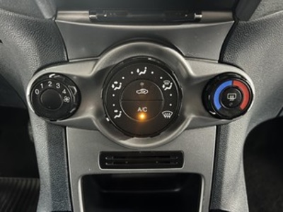 Ford Fiesta 1.25 Trend 60 kW (82 CV) Ford Fiesta 1.25 Trend 60 kW (82 CV)