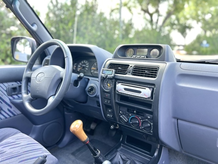 ToyotaLand Cruiser 90 3.0 TD GX 92 kW (125 CV) Vehículo usado en Barcelona - 17 ToyotaLand Cruiser 90 3.0 TD GX 92 kW (125 CV) Vehículo usado en Barcelona - 17