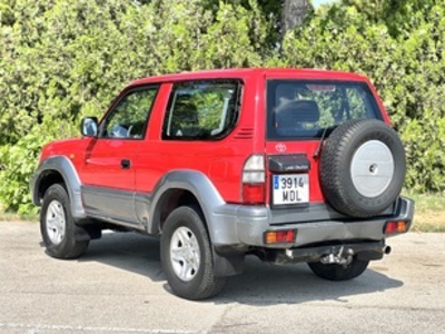 Toyota Land Cruiser 90 3.0 TD GX 92 kW (125 CV) Toyota Land Cruiser 90 3.0 TD GX 92 kW (125 CV)